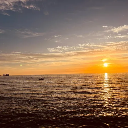 아파트 Sunny Loft