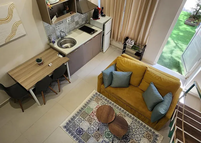 Sunny Loft 아파트 골렘